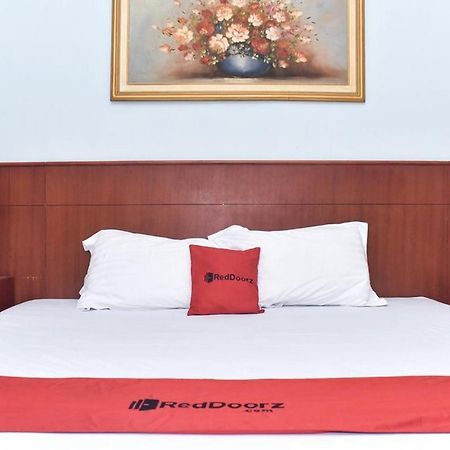 Reddoorz Near Kampung Warna Warni Malang Exterior foto